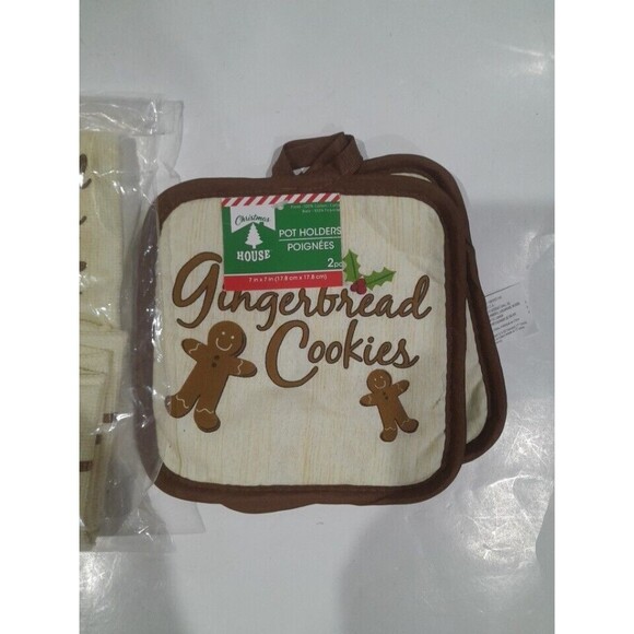 Christmas Gingerbread Kitchen Towel And Pot Handler 4 Piece Set - Picture 1 of 4